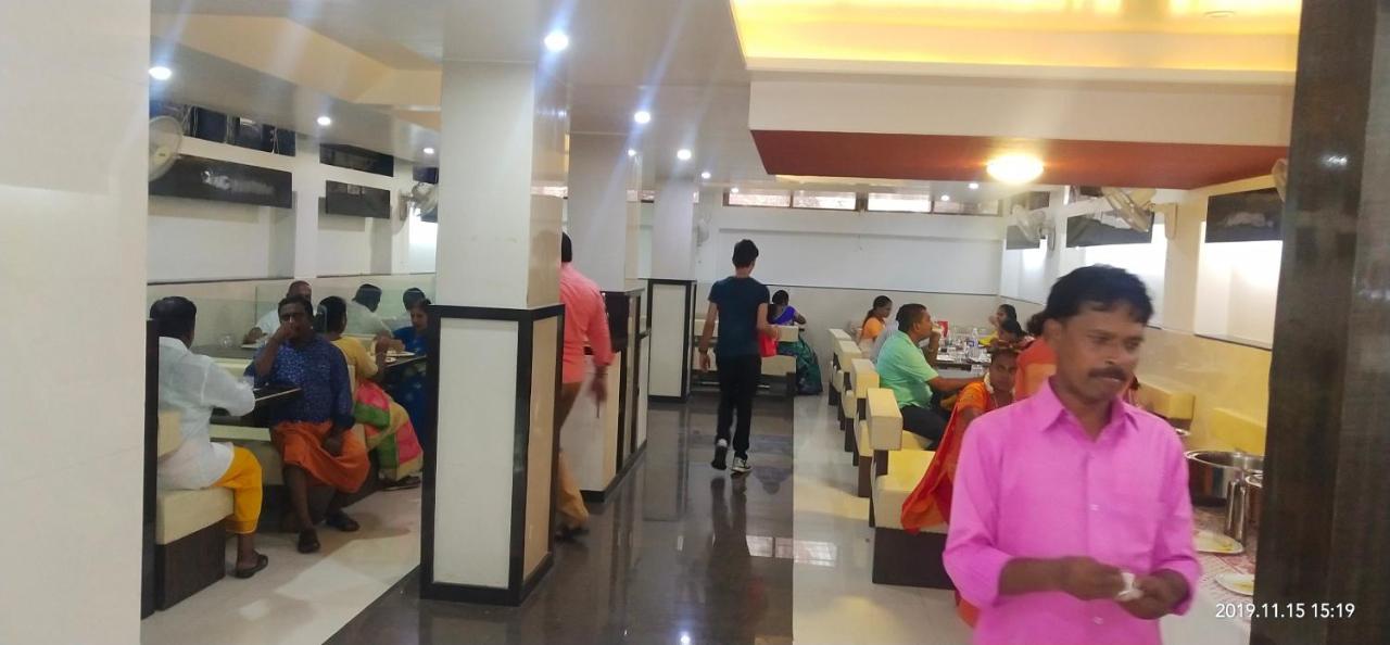 City Palace Hotel होटल सिटी पैलेस Nashik Exterior foto
